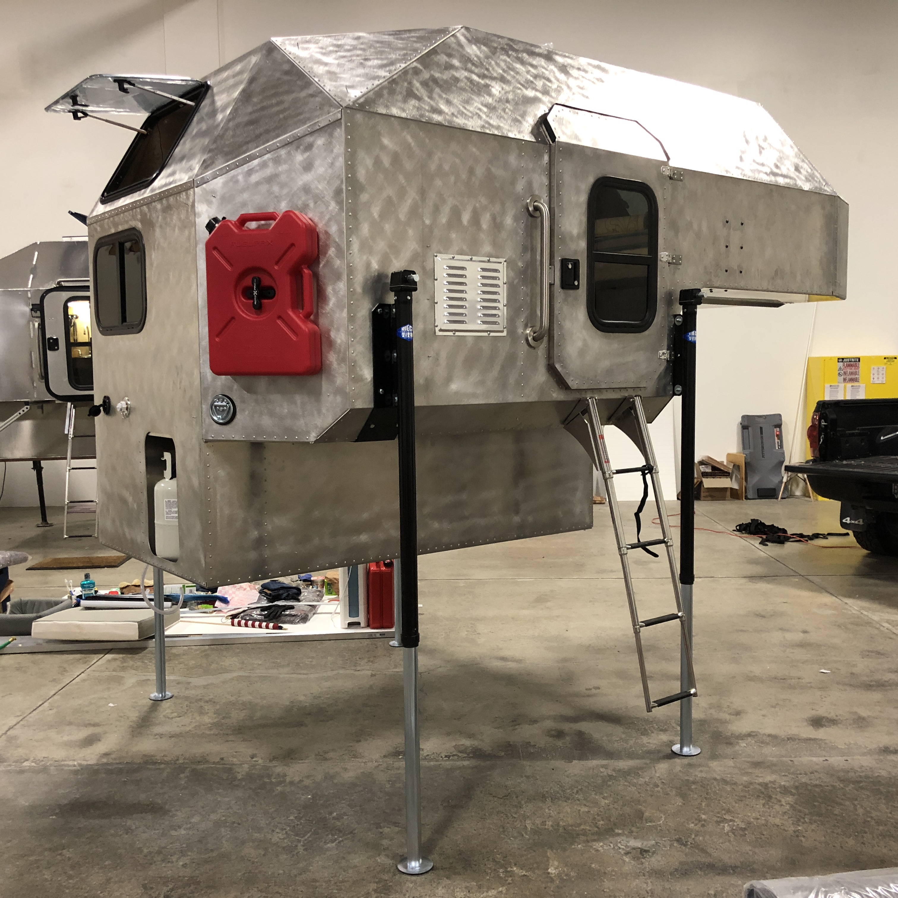 Kimbo 6 2019 kimbo 6 truck camper for sale